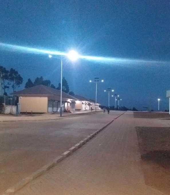 岳麓区非洲科特迪瓦太阳能路灯工程